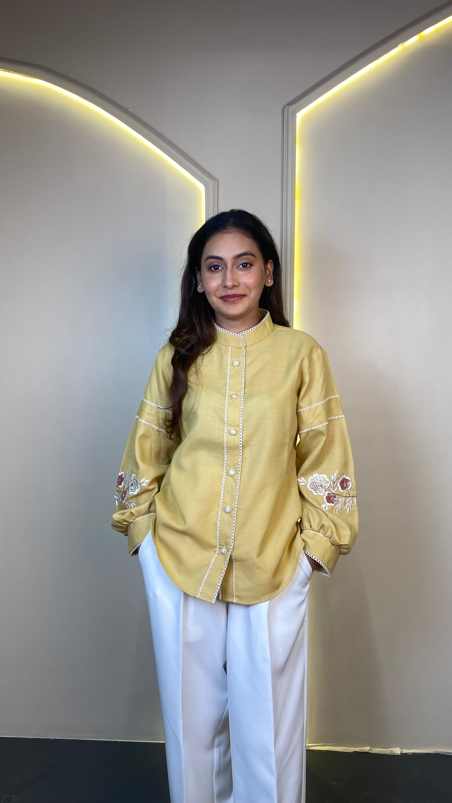 EMBROIDERED Casual Top