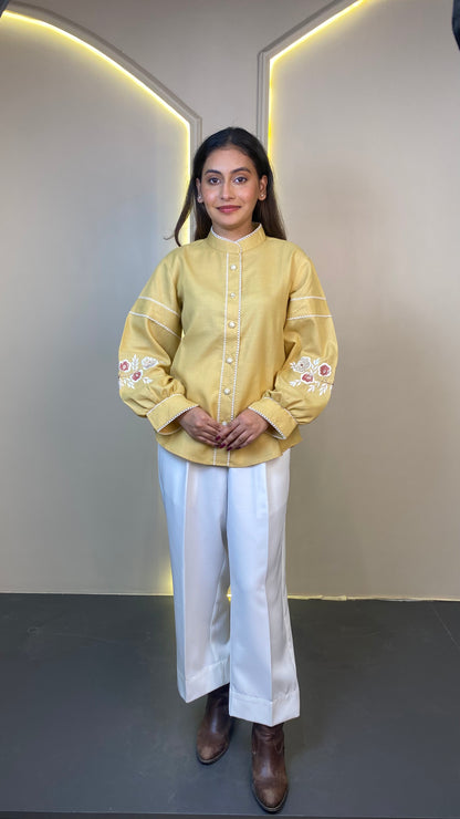 EMBROIDERED Casual Top