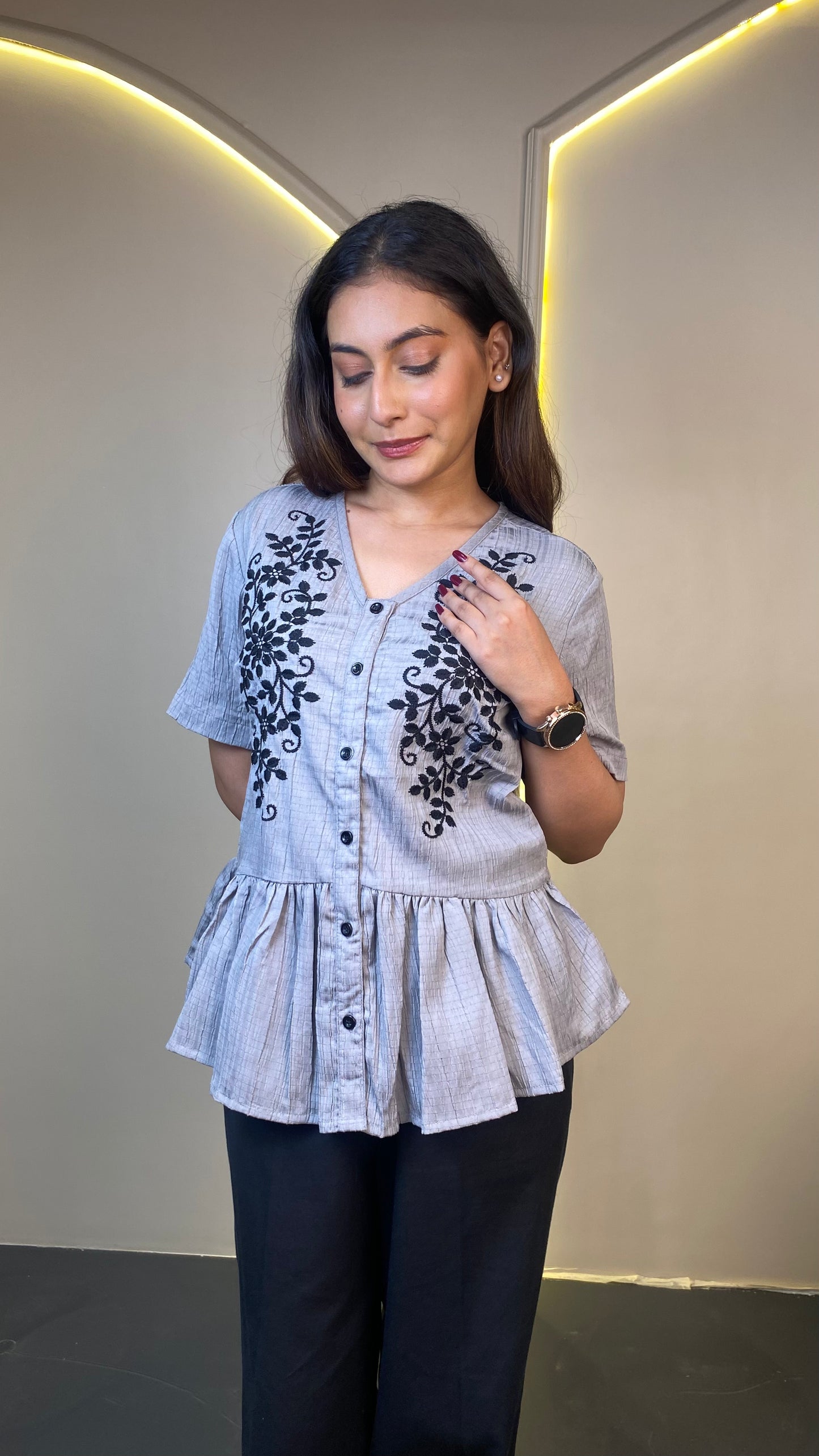 EMBROIDERED top (Grey)