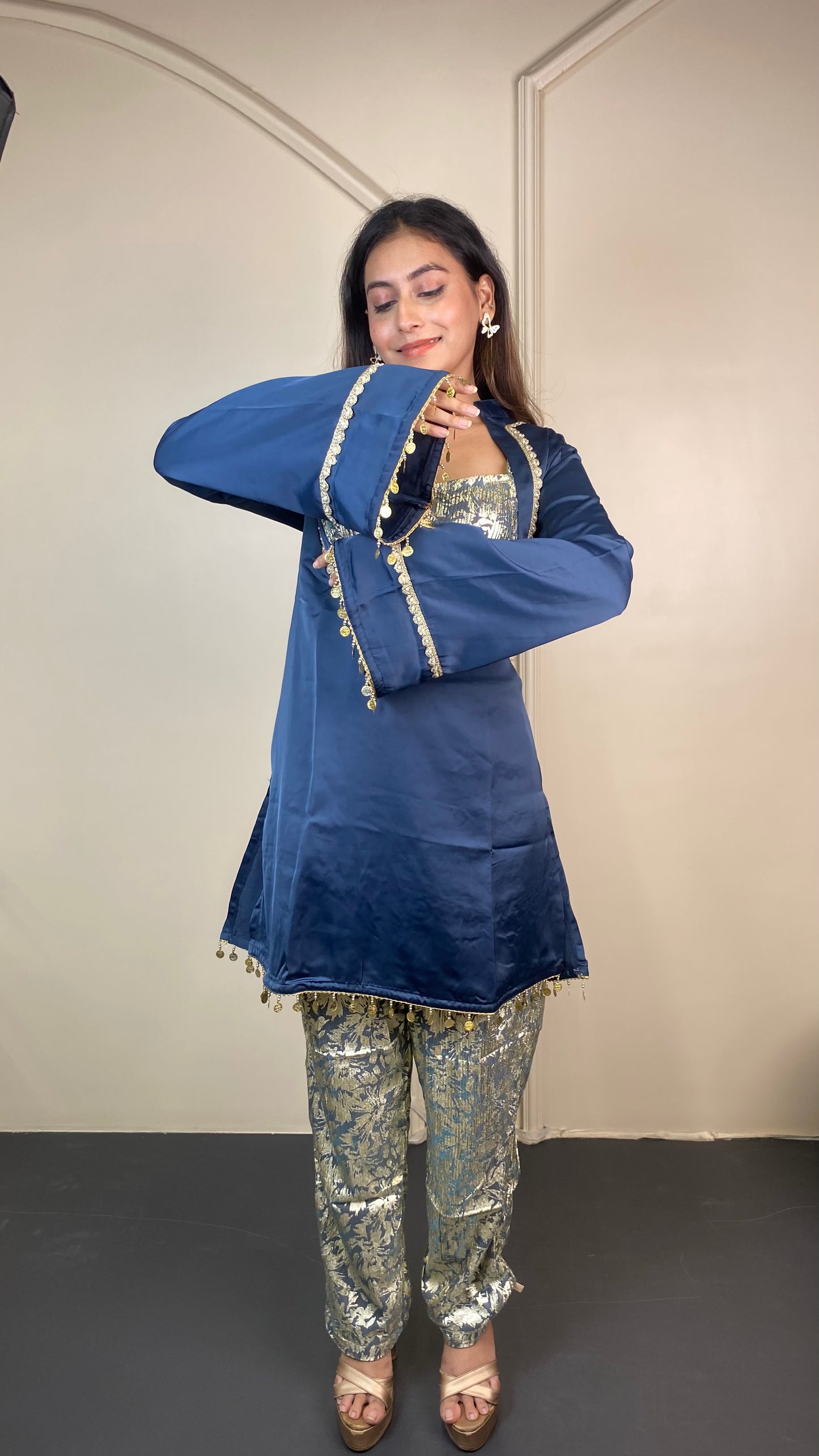 Foil Print Cut out kurta set